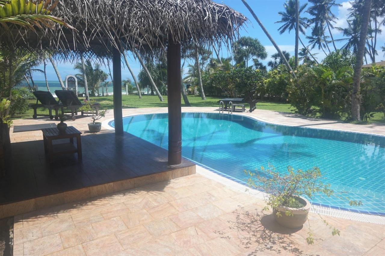 Lanka Beach Boutique Bungalows & Grand Villa Tangalle Exterior photo