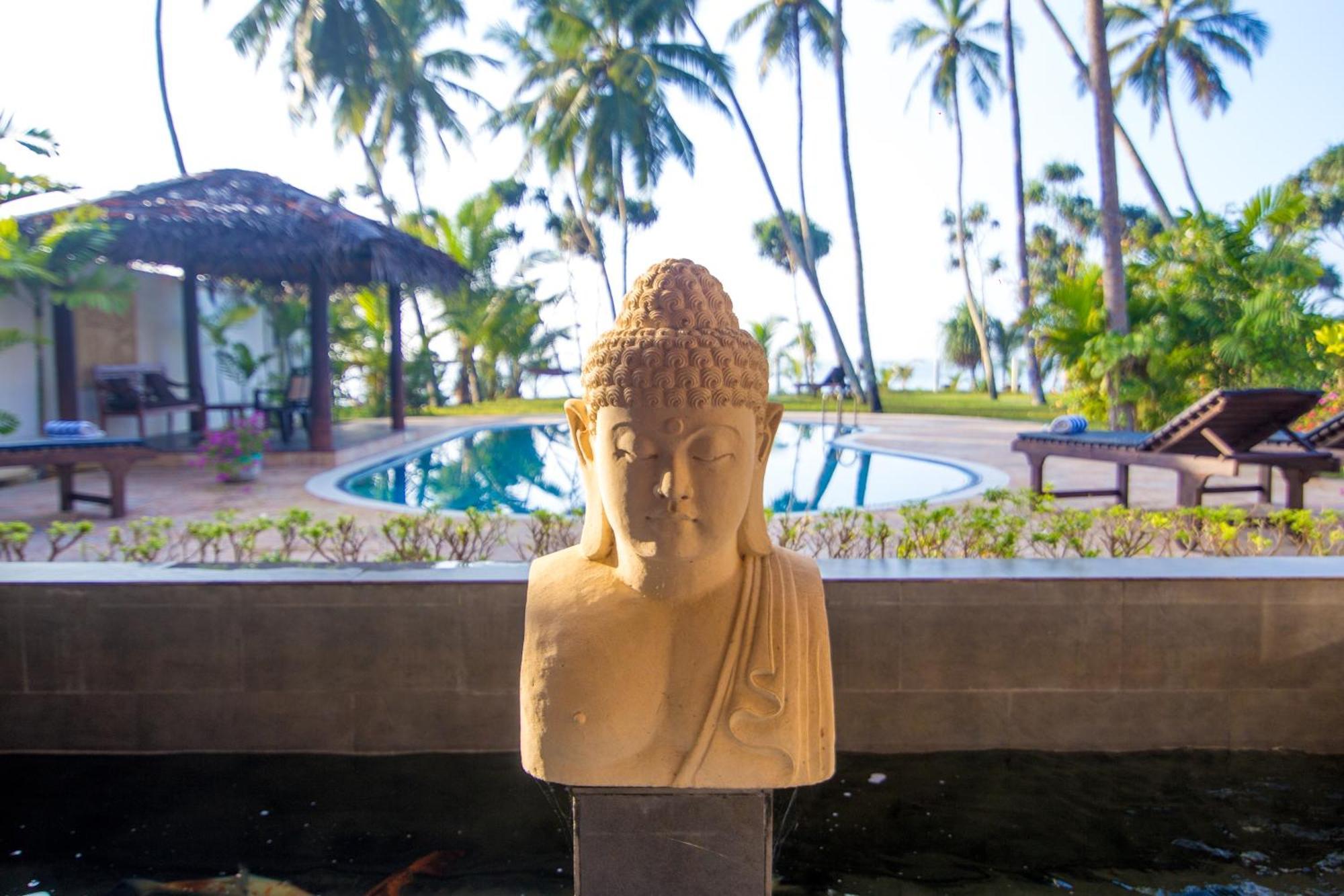 Lanka Beach Boutique Bungalows & Grand Villa Tangalle Room photo